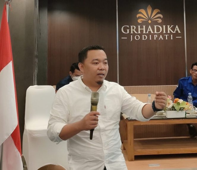 
					Dempo Xler ketua Komisi 1 DPRD Provinsi Bengkulu. (Foto: Dok)