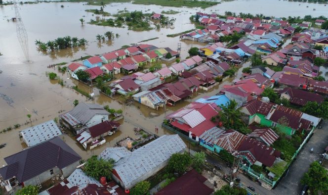 
					Kondisi banjir di Kota Bengkulu beberapa waktu terlihat diatas udara. (Foto: Ist)