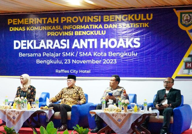 
					Deklarasi anti hoax yang diselengarakan Dinas Komunikasi, Informatika dan Statistik Provinsi Bengkulu, Kamis 23 November 2023 di Hotel Raffles Bengkulu. (Foto: AB) 