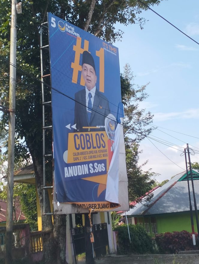 
					Baliho calon anggota DPRD Kabupaten Kepahiang Nomor Urut 1 dari Partai Nasdem, Anudin, S.Sos