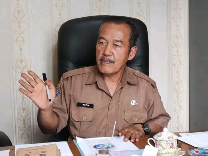 
					Kepala Dinas Pertanian Kabupaten Kepahiang, Ir Taufik. (Foto: Dok) 